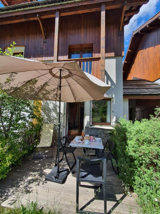 Les Chalets Du Jardin Alpin La Salle-les-Alpes Bagian luar foto