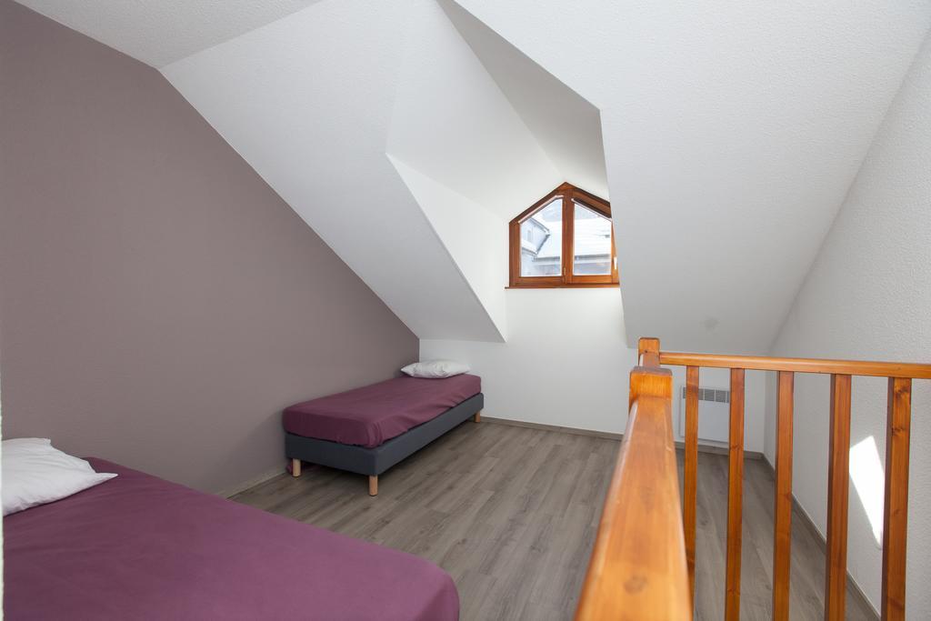Les Chalets Du Jardin Alpin La Salle-les-Alpes Ruang foto
