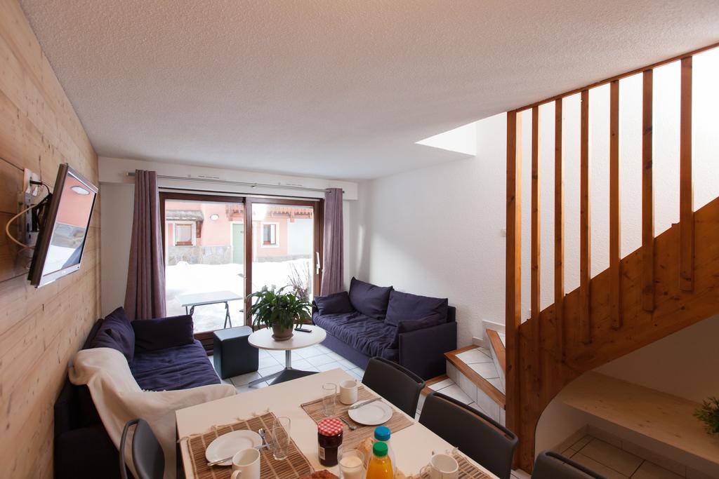 Les Chalets Du Jardin Alpin La Salle-les-Alpes Bagian luar foto