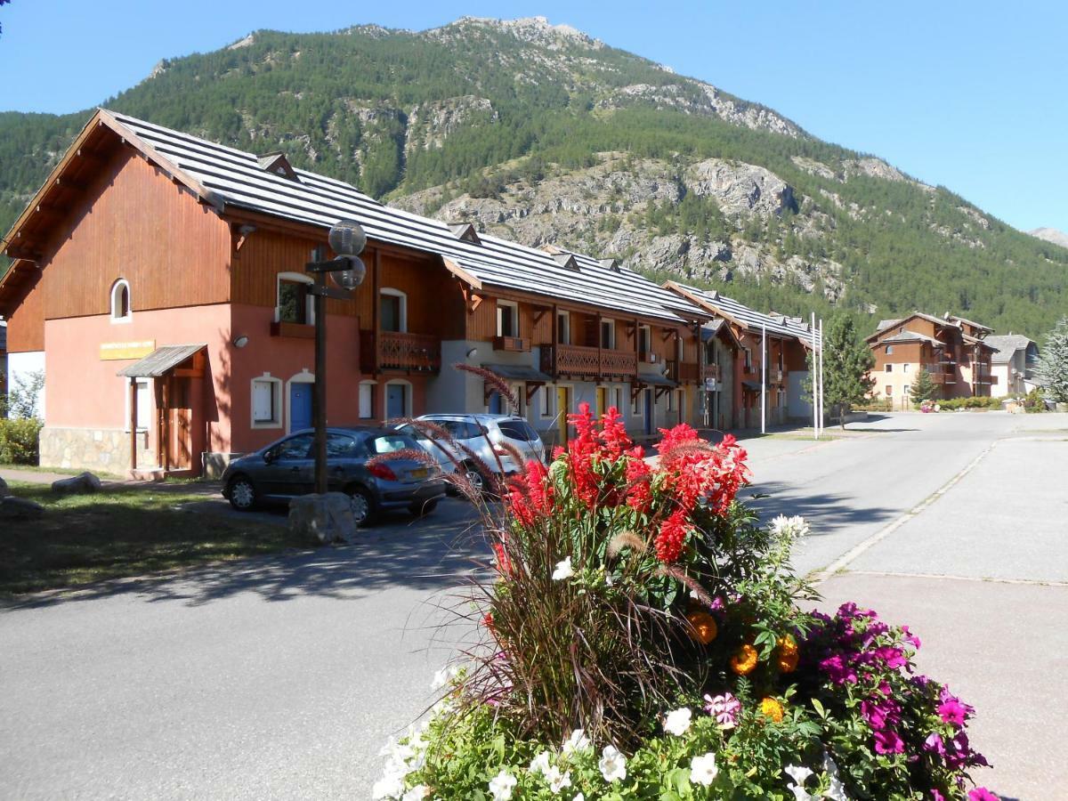 Les Chalets Du Jardin Alpin La Salle-les-Alpes Bagian luar foto