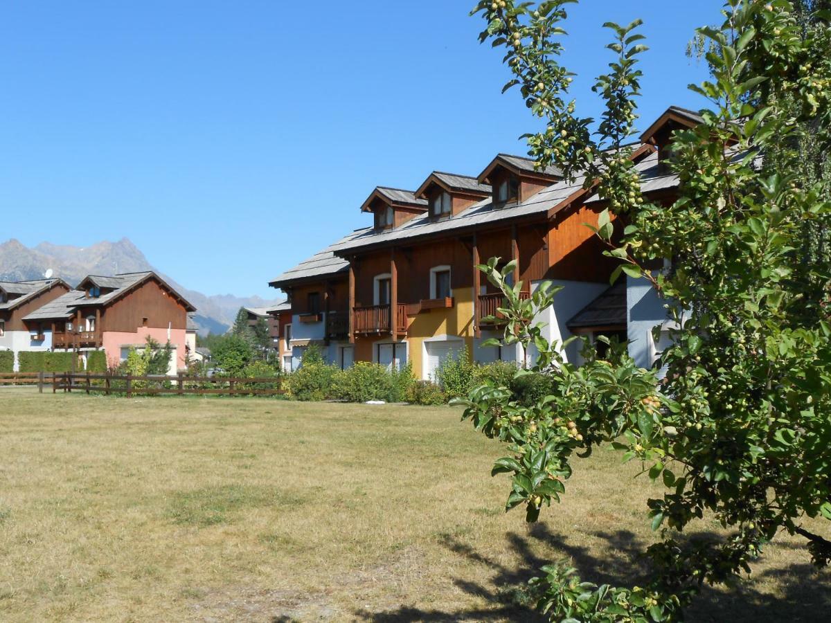 Les Chalets Du Jardin Alpin La Salle-les-Alpes Bagian luar foto